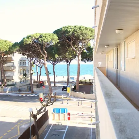 Sol Daurat Seafront Apartment *